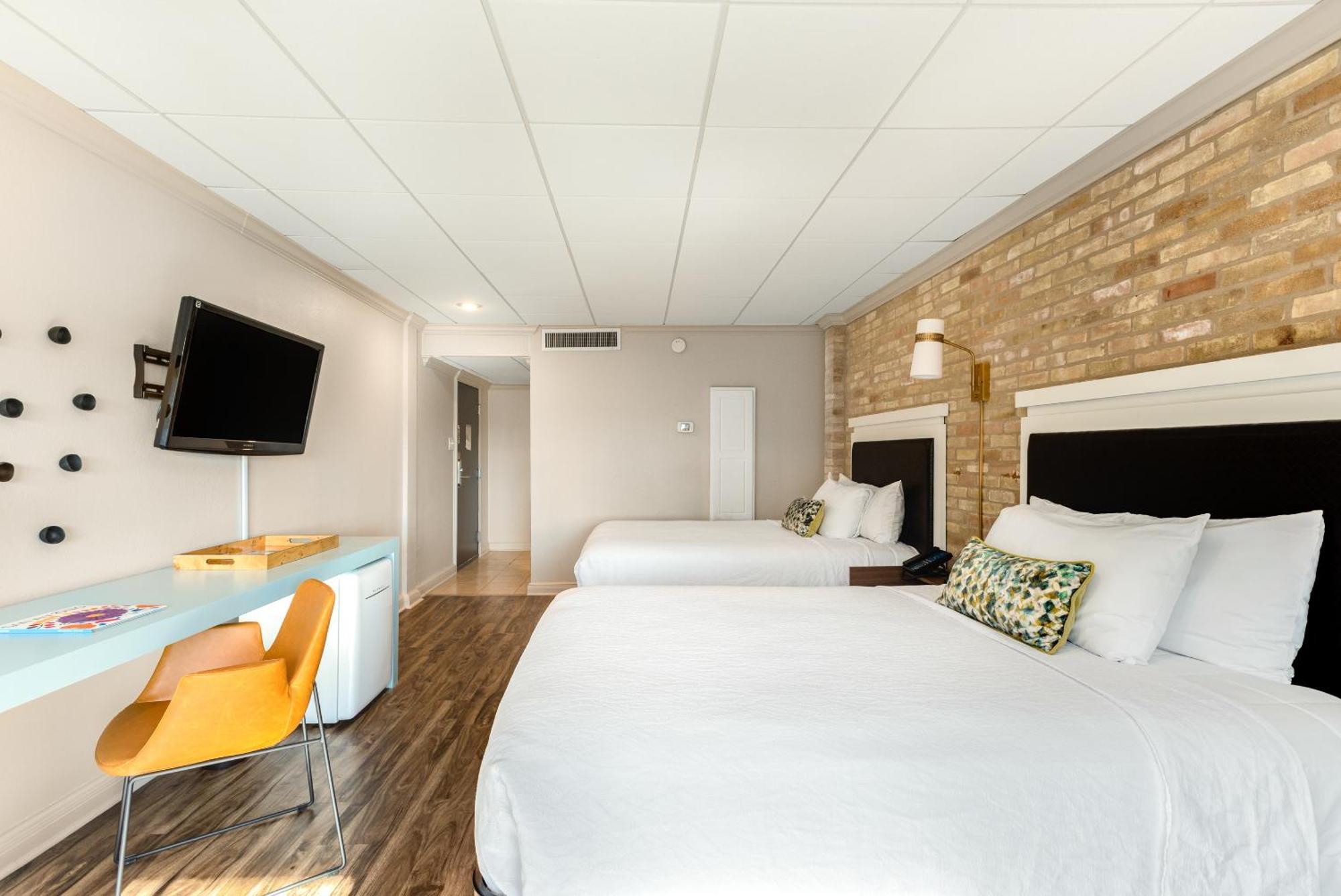Riverwalk Plaza Hotel Сан-Антонио Экстерьер фото