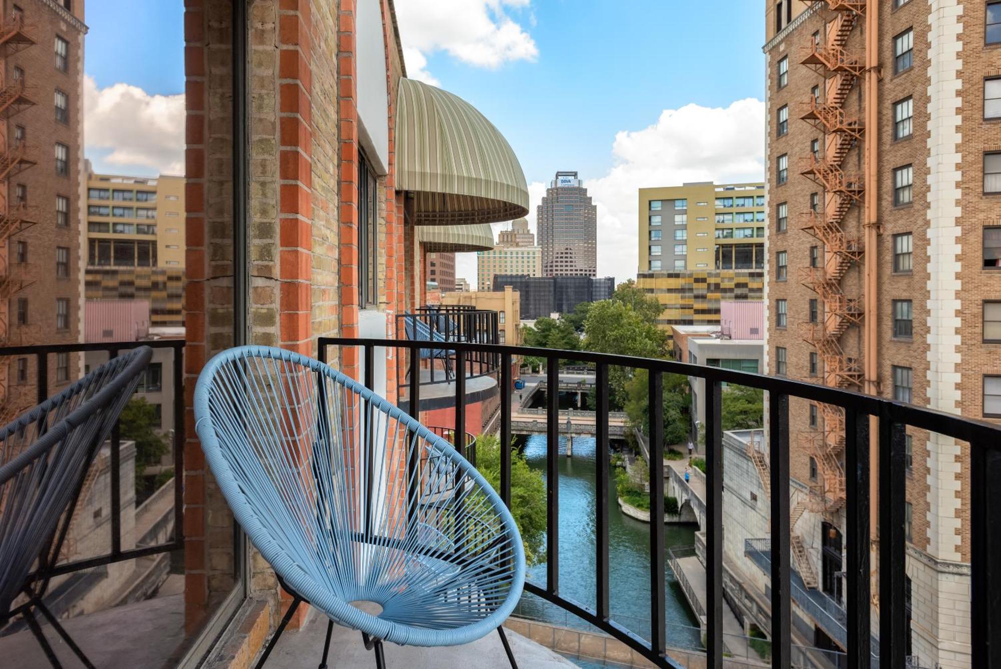 Riverwalk Plaza Hotel Сан-Антонио Экстерьер фото